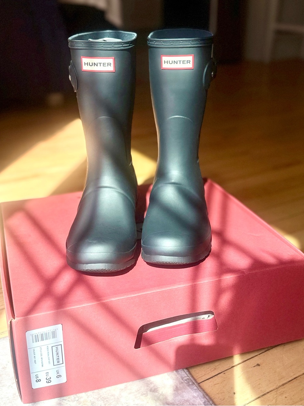 Hunter Women’s Original Short Rain Boots Navy Blue Size 8 New in Box